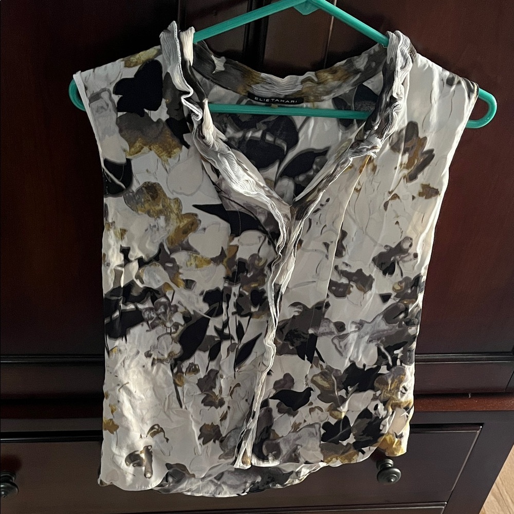 Floral Print Sleeveless Top